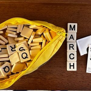 GAME - Bananagrams word game